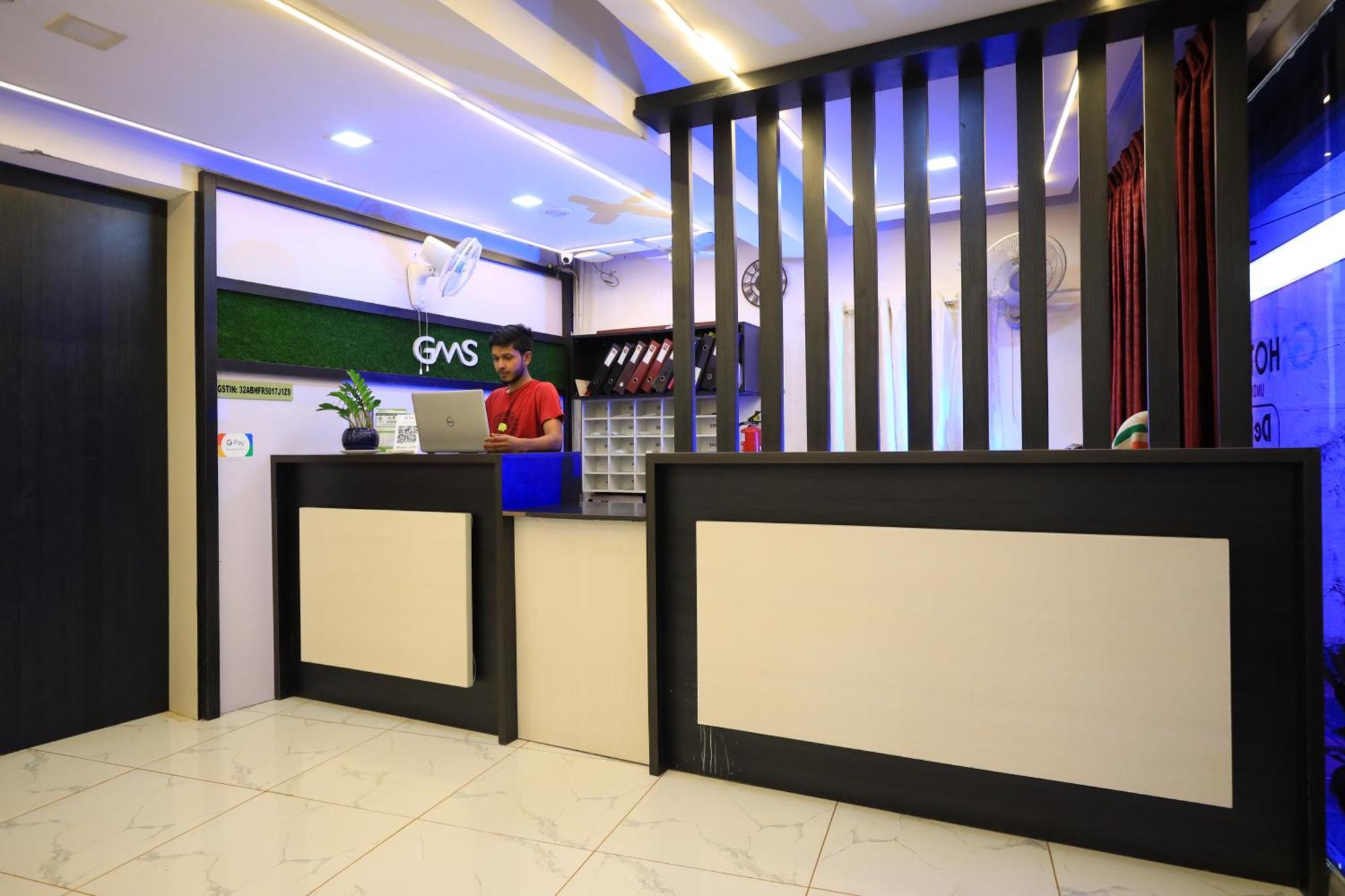 Hotel Gamas Inn Thiruvananthapuram Buitenkant foto