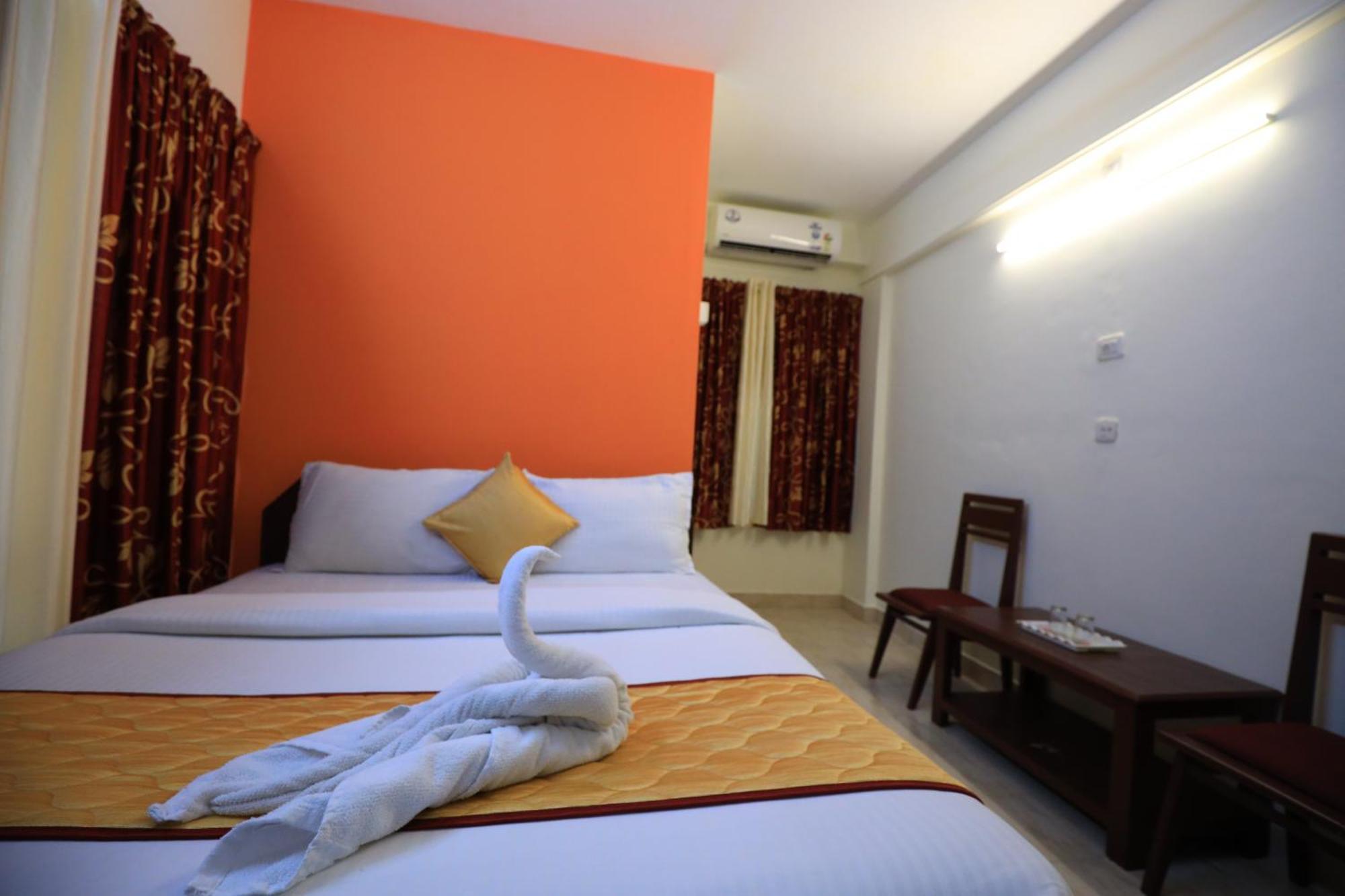 Hotel Gamas Inn Thiruvananthapuram Buitenkant foto