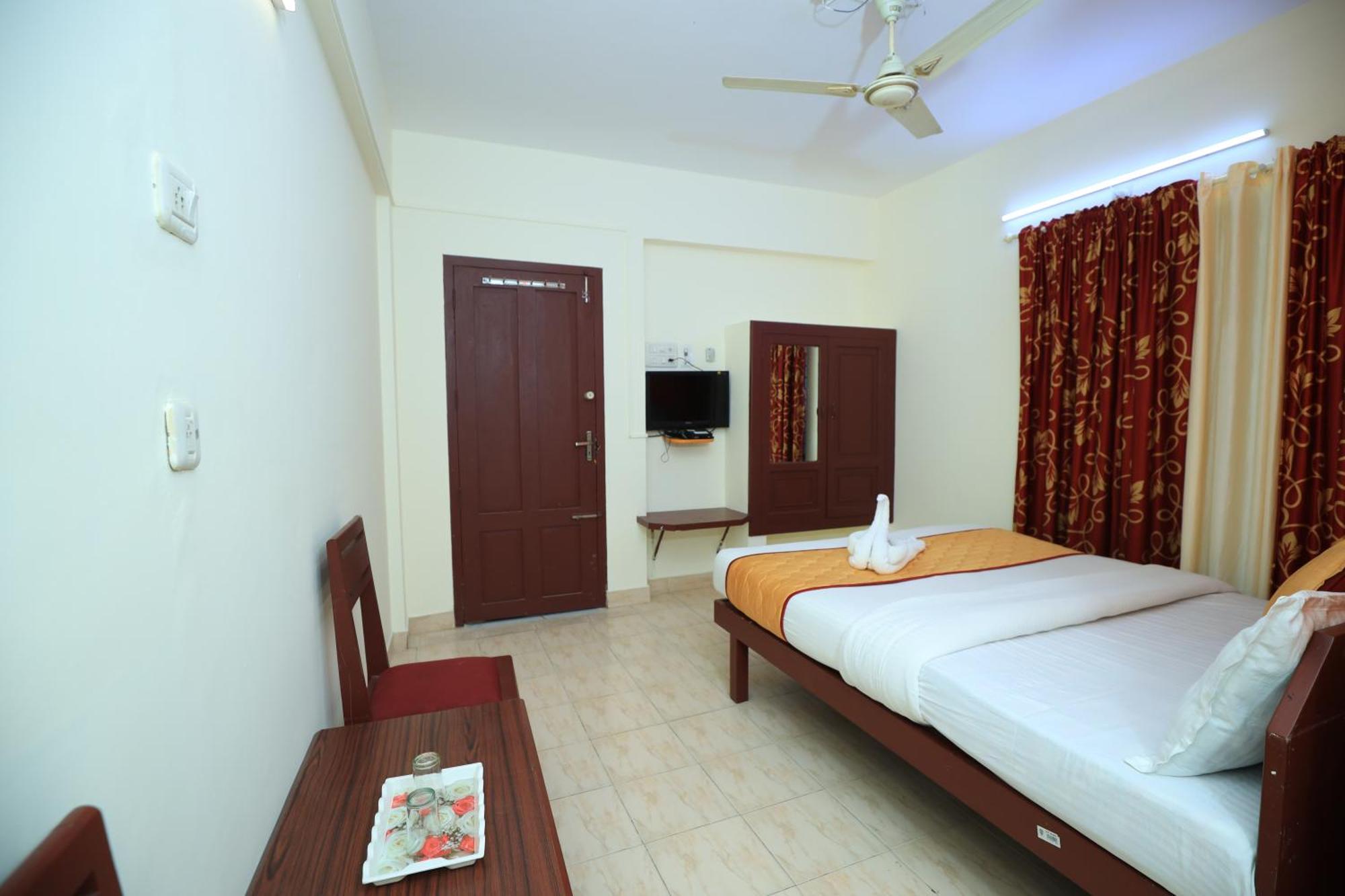 Hotel Gamas Inn Thiruvananthapuram Buitenkant foto