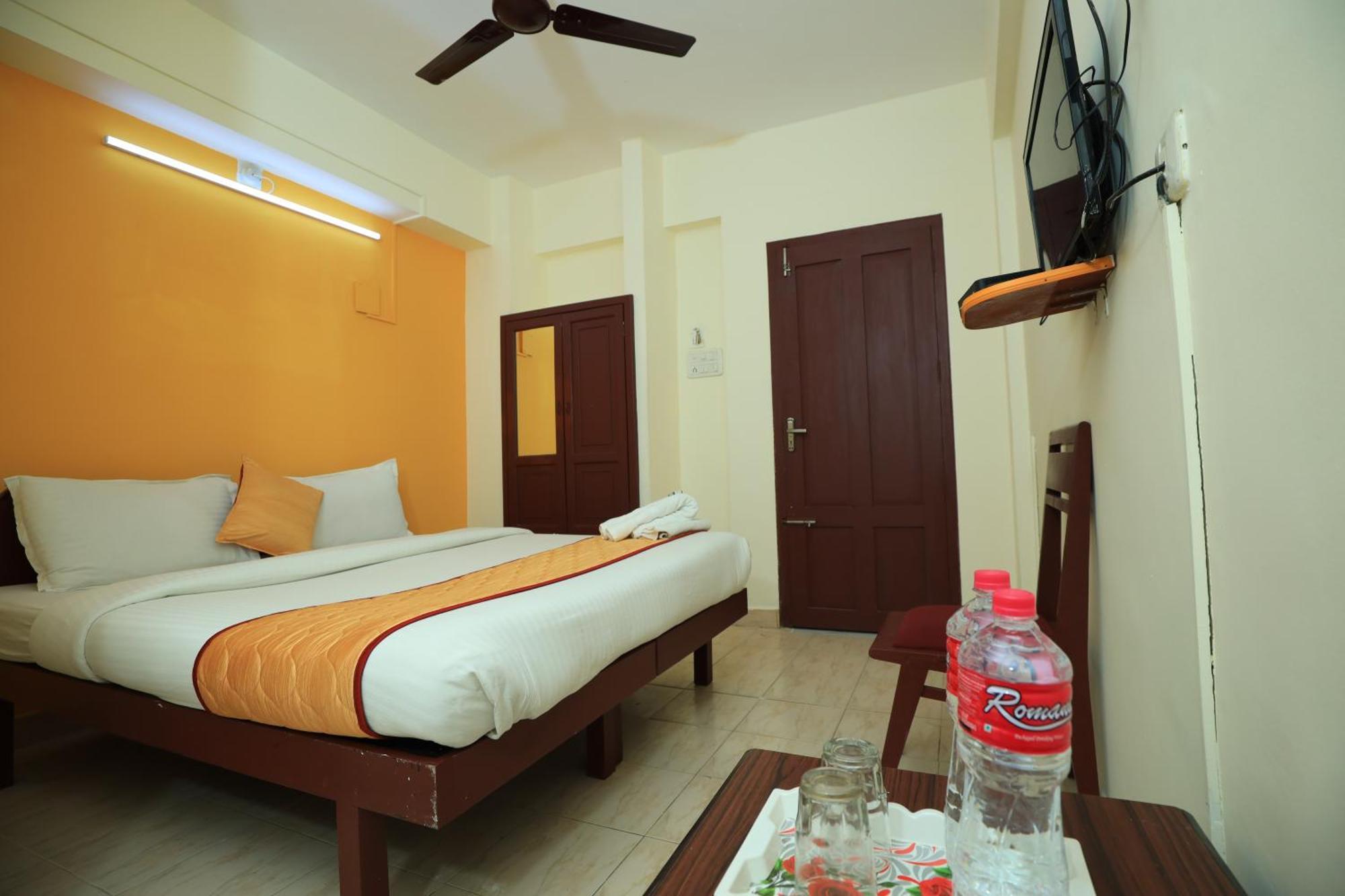 Hotel Gamas Inn Thiruvananthapuram Buitenkant foto